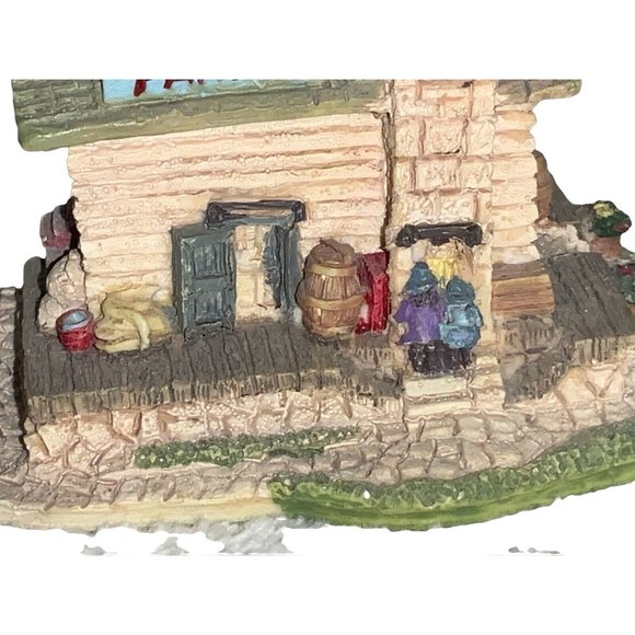 Fairy Houses Table Top  Mini Decor Set of 2 ceramic houses - Picture 4 of 9